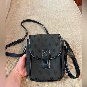 Dooney & Bourke black crossbody bag
